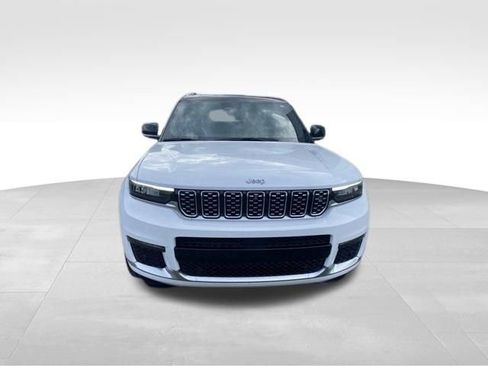 Used 2022 Jeep Grand Cherokee L Summit w/ Advanced Protech Group IV image 2