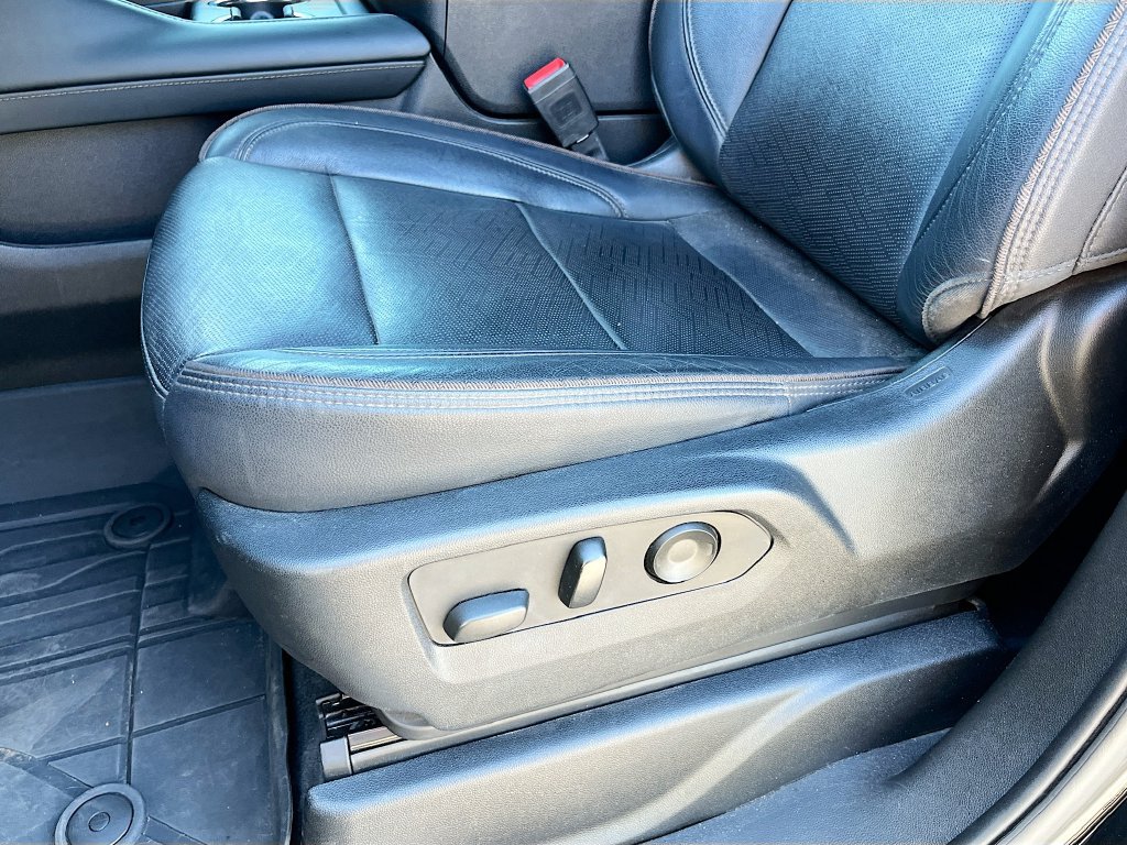 Used 2022 Chevrolet Tahoe High Country RWD image 19