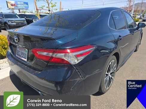 Used 2018 Toyota Camry SE w/ Convenience Package image 6