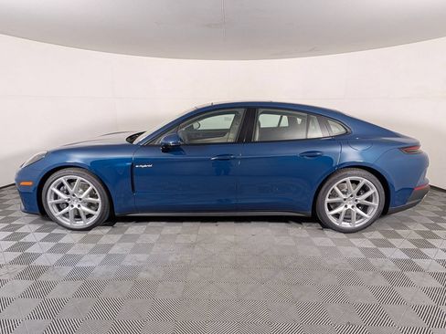 New 2026 Porsche Panamera 4 E-Hybrid AWD/4WD image 2