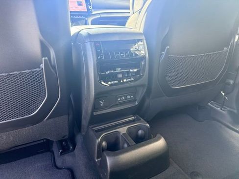 New 2026 Jeep Grand Cherokee L Limited image 18