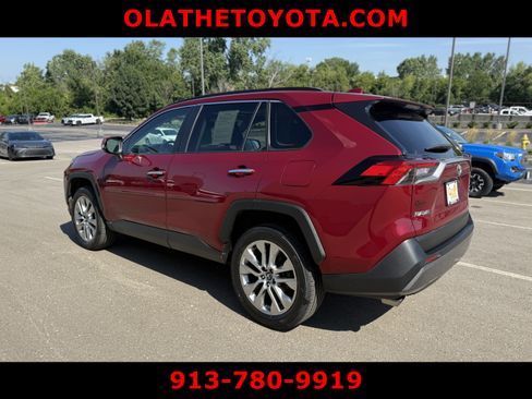 Used 2021 Toyota RAV4 Limited w/ Limited Grade Weather Package AWD/4WD image 3