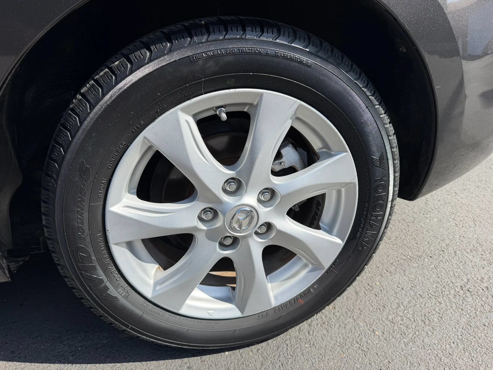 Used 2010 MAZDA MAZDA3 i Touring FWD image 22