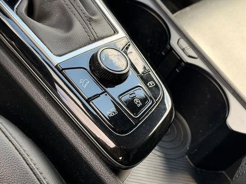 Used 2023 Kia Sportage X-Line AWD/4WD image 15