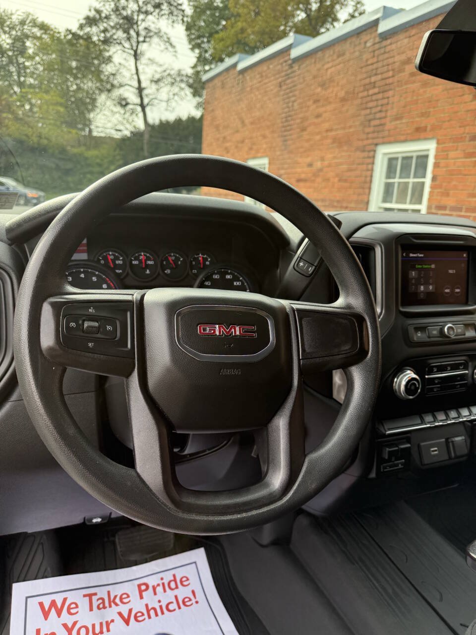 Used 2020 GMC Sierra 2500 4x4 Regular Cab w/ Convenience Package image 9