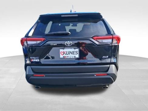 Used 2024 Toyota RAV4 XLE image 6