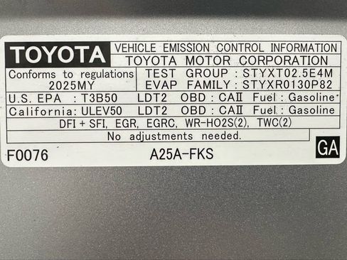 Used 2025 Toyota RAV4 XLE image 67