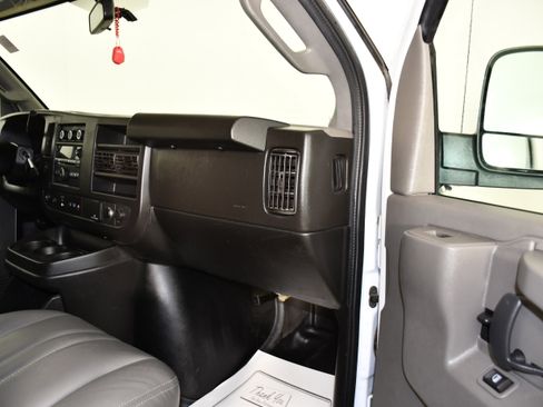 Used 2020 Chevrolet Express 2500 w/ Driver Convenience Package RWD image 42