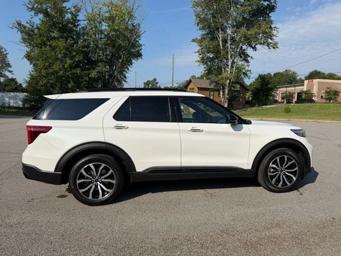 Used 2020 Ford Explorer ST w/ Premium Technology Package AWD/4WD image 5