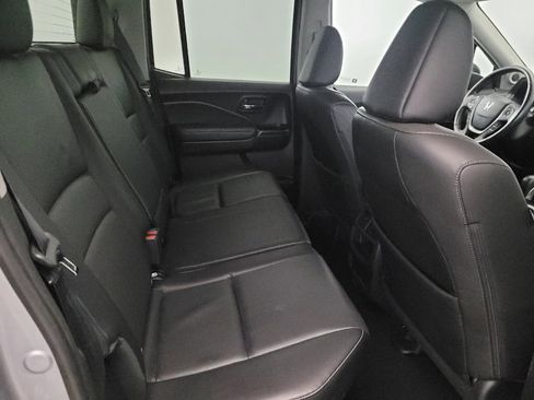 Used 2017 Honda Ridgeline RTL-T image 19