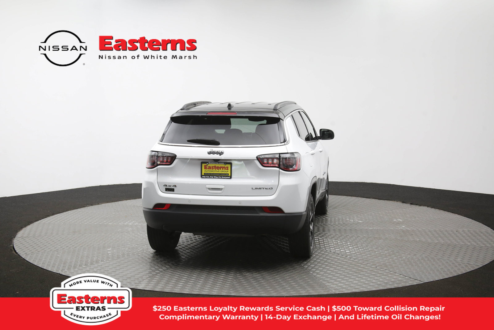 Used 2025 Jeep Compass Limited AWD/4WD image 36