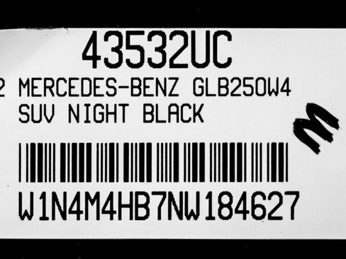 Certified 2022 Mercedes-Benz GLB 250 4MATIC image 27