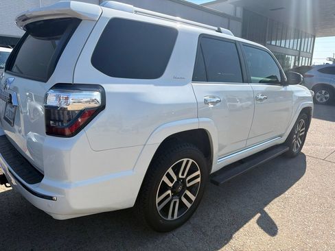 Used 2023 Toyota 4Runner Limited AWD/4WD image 3