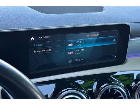 Used 2020 Mercedes-Benz CLA 250 250 image 19