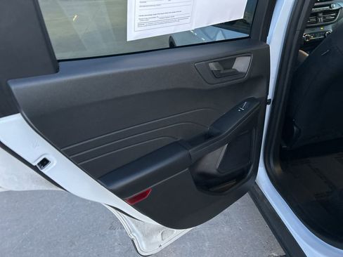 Used 2023 Ford Escape Active image 16