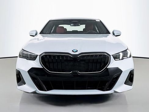 New 2026 BMW 530i xDrive w/ M Sport Package AWD/4WD image 2