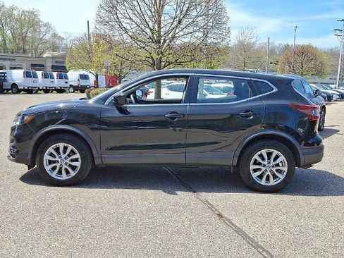 Certified 2022 Nissan Rogue Sport S AWD/4WD image 5