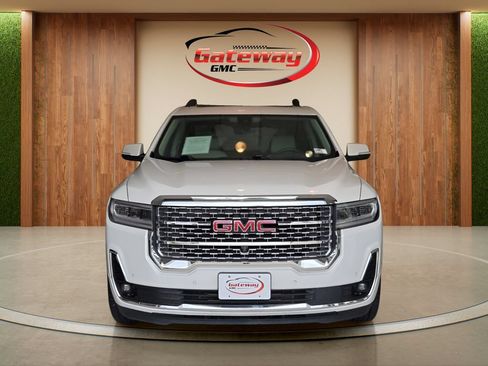 Used 2020 GMC Acadia Denali w/ Technology Package FWD image 2