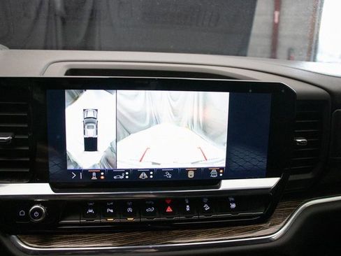 Used 2024 GMC Sierra 1500 Elevation w/ Preferred Package image 37