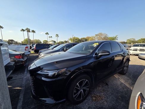 Used 2024 Lexus RX 350 FWD w/ Technology Package image 3