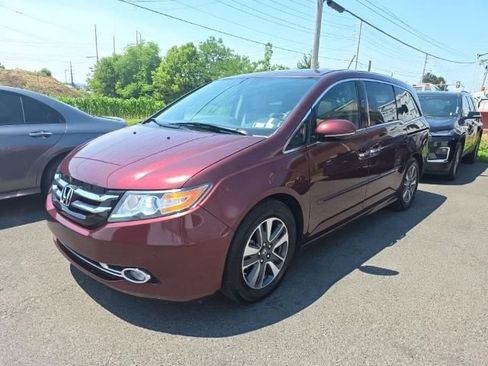 Used 2016 Honda Odyssey Touring image 3