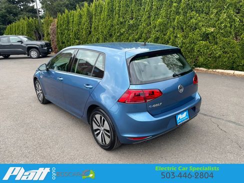 Used 2016 Volkswagen e-Golf SE w/ DC Fast Charging Package FWD image 6
