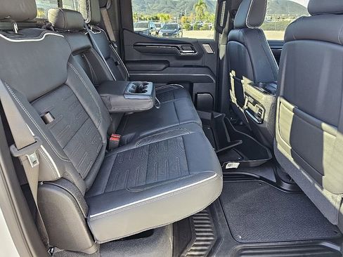 Used 2025 GMC Sierra 1500 AT4X image 22