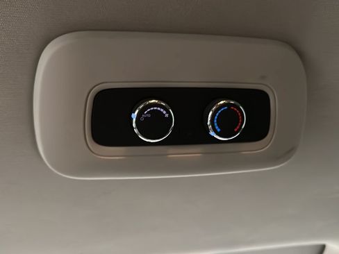 Used 2013 Dodge Durango Crew w/ Trailer Tow Group IV AWD/4WD image 31