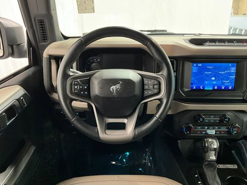 Used 2023 Ford Bronco Wildtrak AWD/4WD image 7
