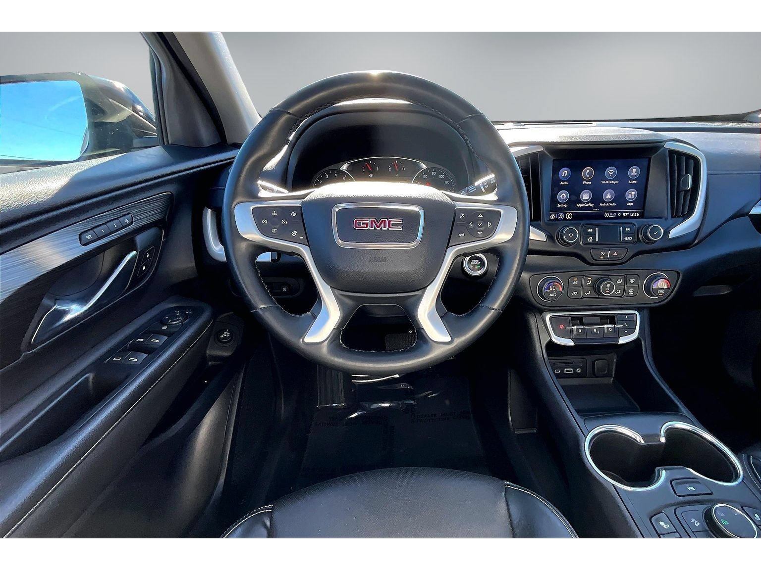 Used 2023 GMC Terrain SLT w/ Tech Package AWD/4WD image 8