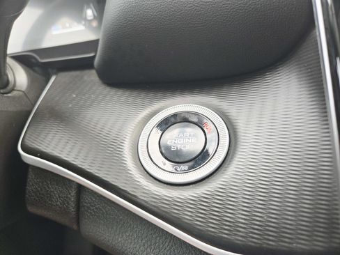 Used 2024 Jeep Grand Cherokee Altitude image 32