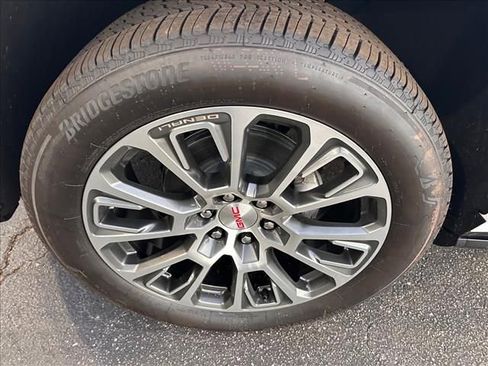 New 2026 GMC Yukon XL Denali w/ Sun & Power Step Package image 14