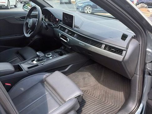 Used 2019 Audi A4 2.0T Prestige w/ Prestige Package AWD/4WD image 5