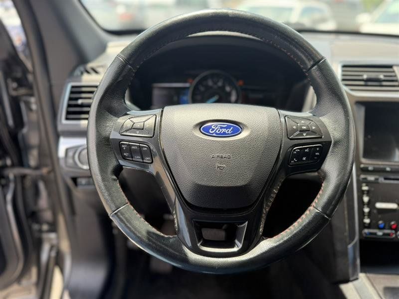 Used 2017 Ford Explorer Sport w/ Equipment Group 401A AWD/4WD image 29