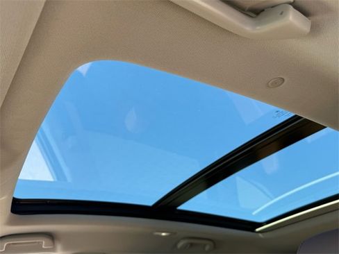 Used 2023 Acura MDX SH-AWD w/ Technology Package image 6