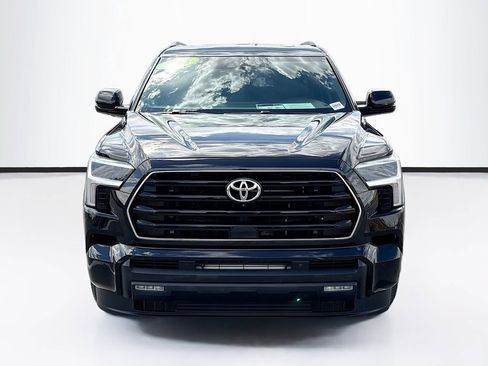 Used 2025 Toyota Sequoia SR5 AWD/4WD image 2