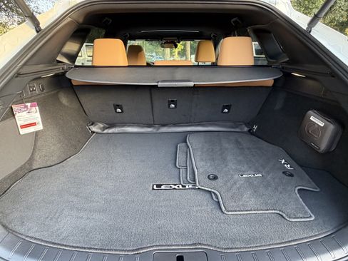 Certified 2025 Lexus RX 350 Premium w/ Accessory Package (Z1) FWD image 47