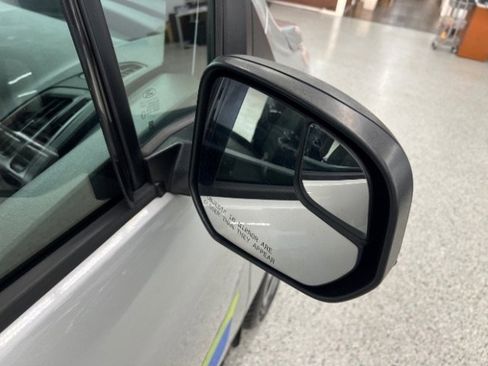 Used 2019 Ford Transit Connect XL image 32