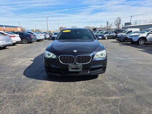 Used 2014 BMW 750Li xDrive image 28