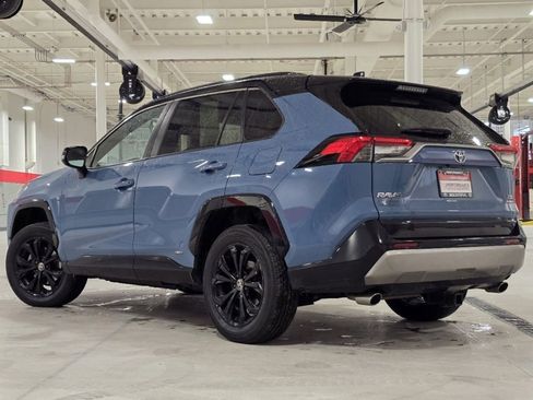 Used 2022 Toyota RAV4 XSE AWD/4WD image 21