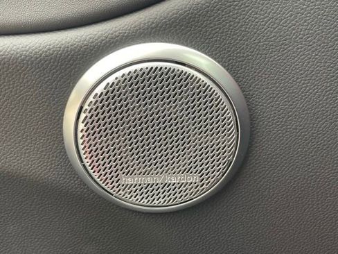 Used 2022 Alfa Romeo Giulia Veloce image 25