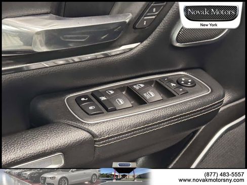 Used 2023 RAM 1500 Laramie AWD/4WD image 13