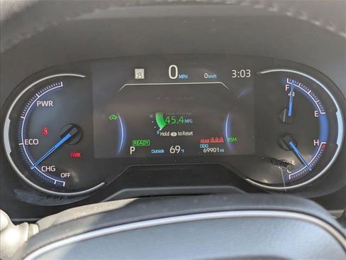 Used 2024 Toyota RAV4 XLE w/ Convenience Package image 10