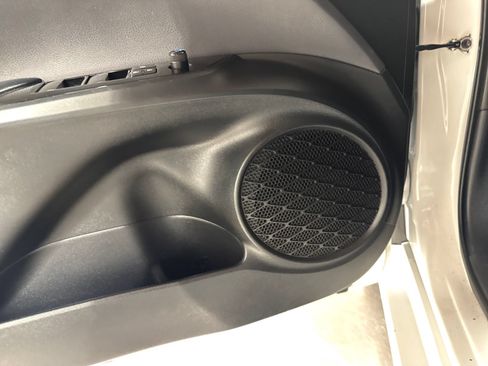 Used 2021 Toyota Prius Prime XLE FWD image 19