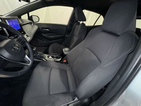 Used 2023 Toyota Corolla SE image 16
