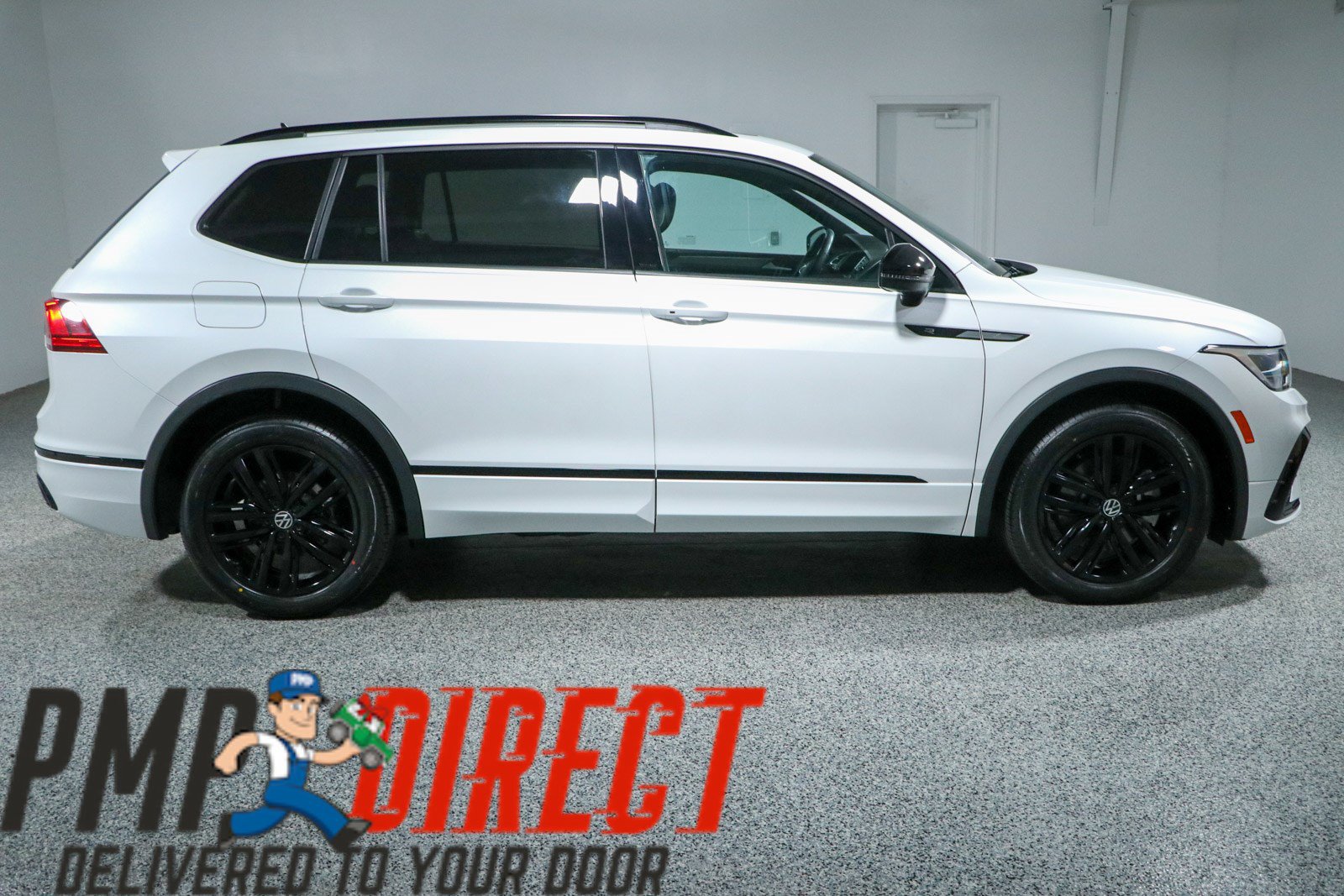 Used 2022 Volkswagen Tiguan SE R-Line FWD image 6