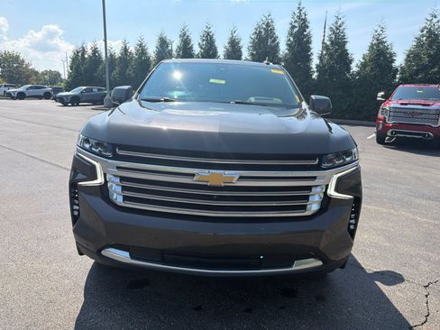 Used 2021 Chevrolet Tahoe High Country AWD/4WD image 9