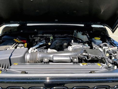 Certified 2024 Jeep Wrangler Willys AWD/4WD image 35