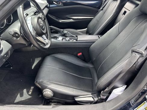 Used 2025 MAZDA MX-5 Miata RF Grand Touring RWD image 16