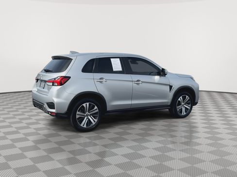 Used 2022 Mitsubishi Outlander Sport SE image 8